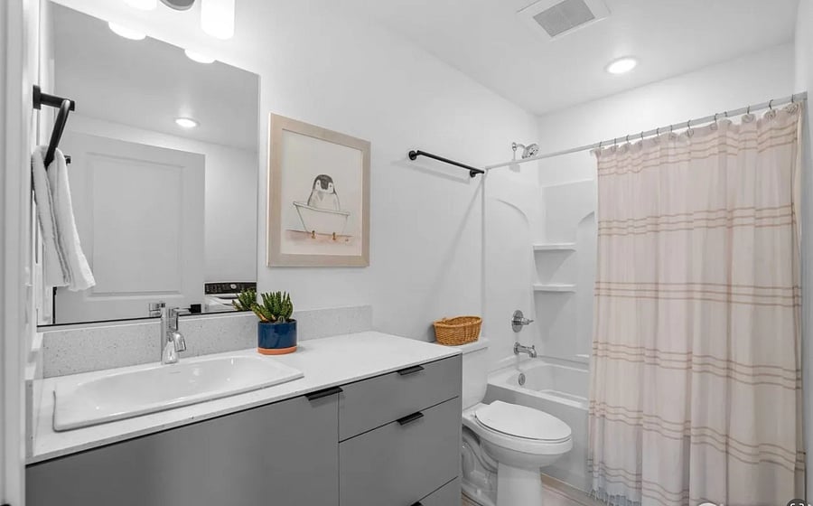 Upstairs bathroom.
