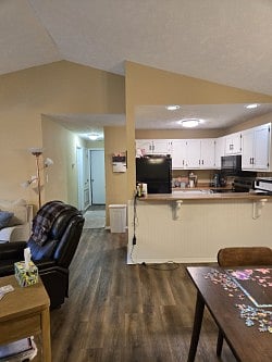 Furnished Finder property 960795_1 photo 4