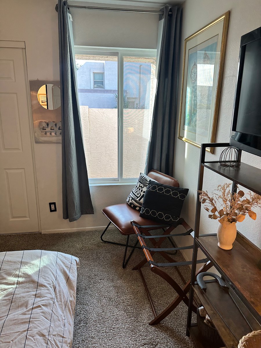 Downstairs bedroom relaxation corner