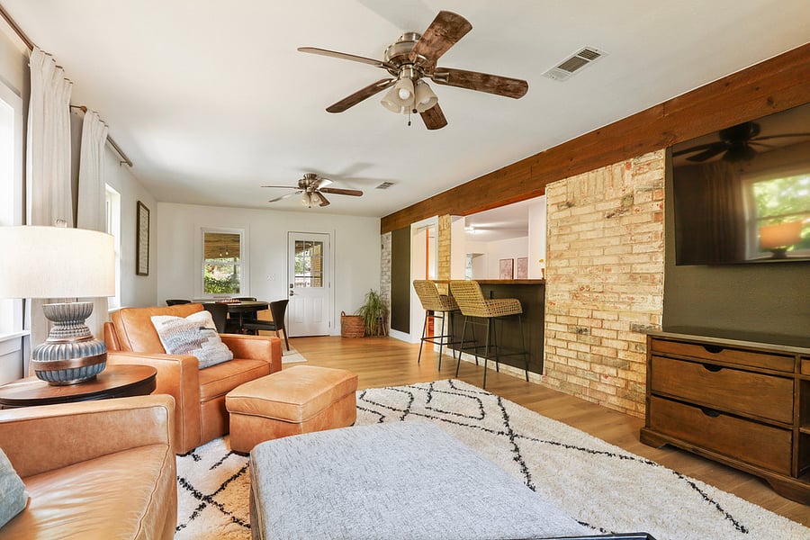 Entertainment room