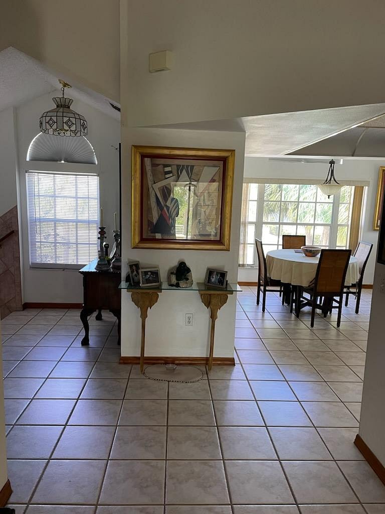Furnished Finder property 960864_1 photo 7