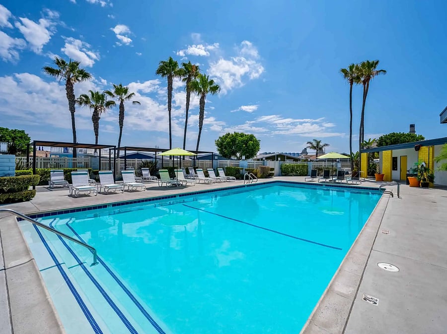 Heated pool
