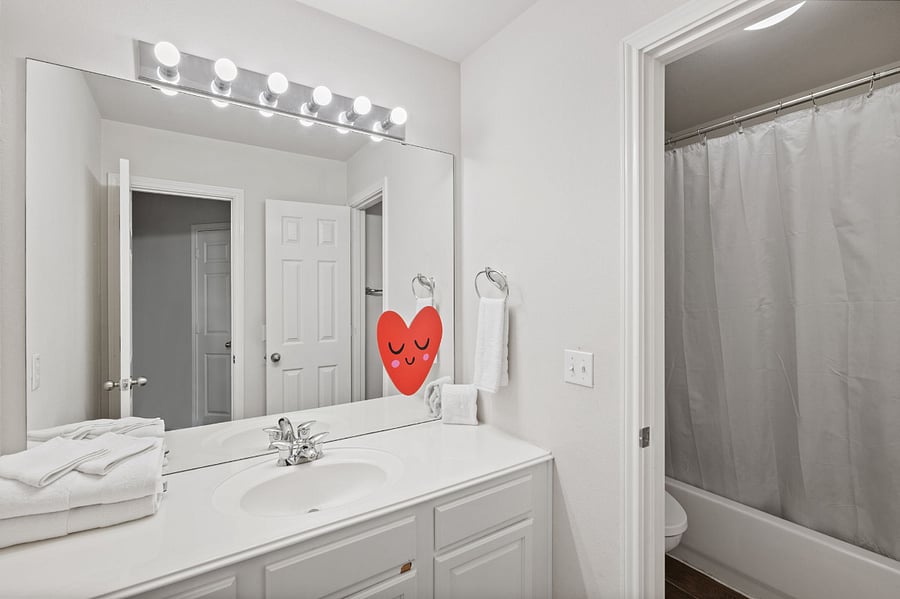 Upstairs Shared Bath