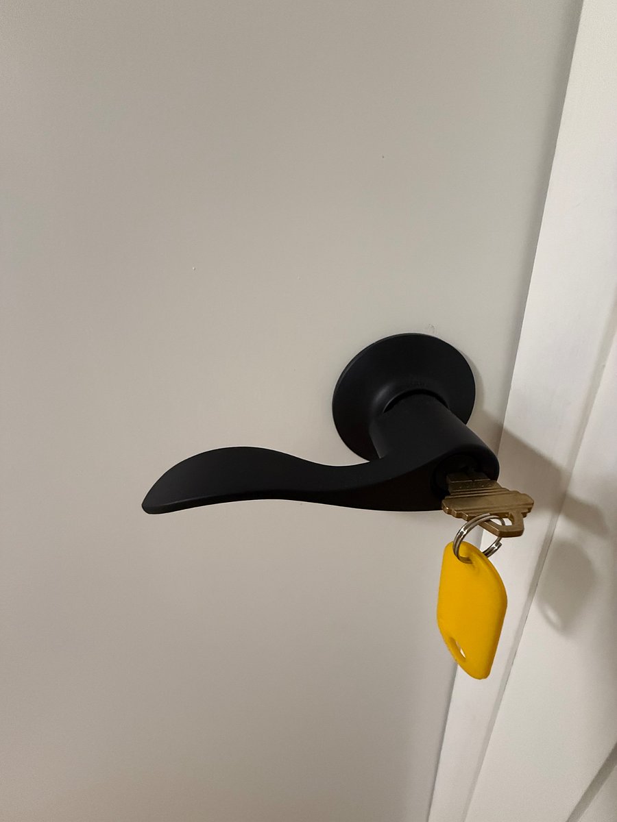 Private room with dedicated lock and key.