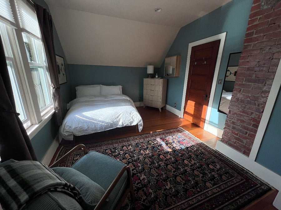 Room for Rent 