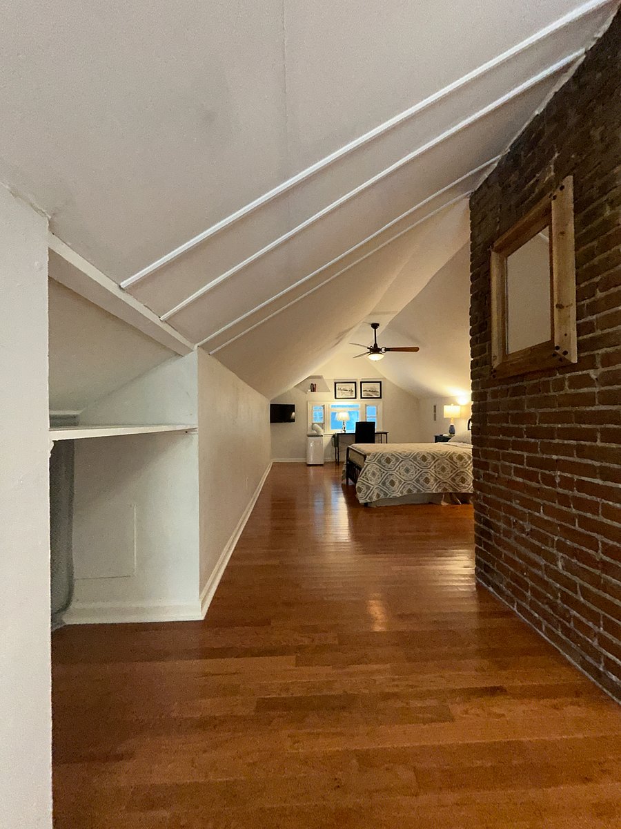 Upstairs bedroom