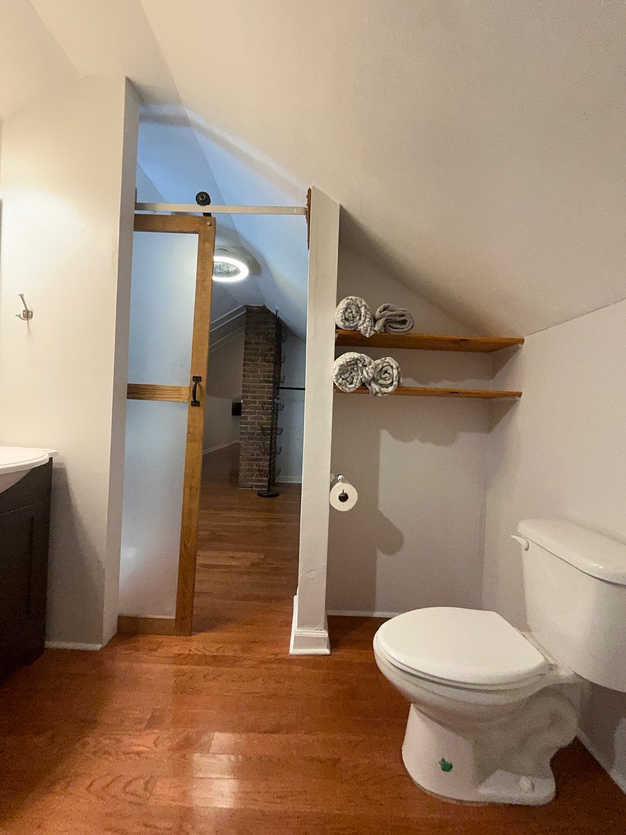 Upstairs bathroom