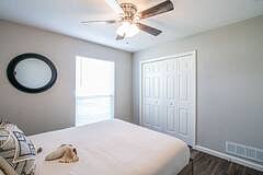 Bedroom #2 - Queen