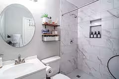 Full Bathroom #1