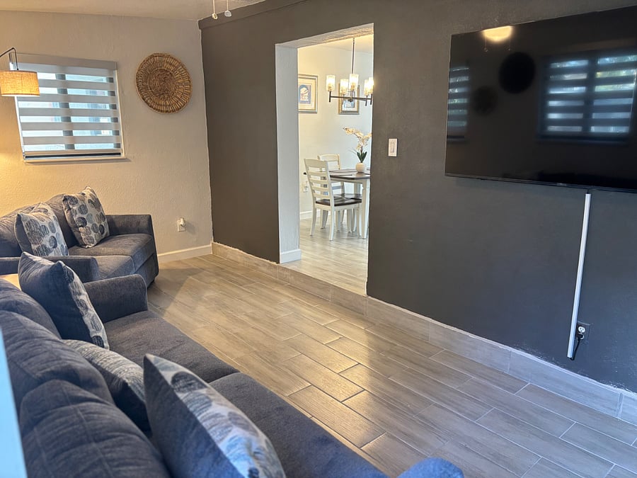 Lounge/Den