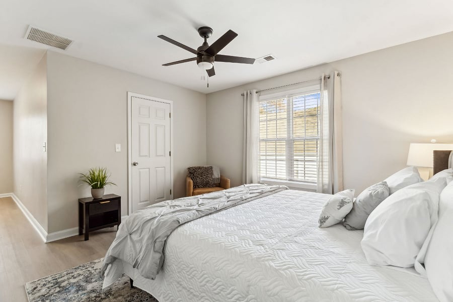 Second Floor King Bedroom