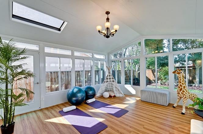 This is image is to present the visual space of the room. The current room doesn't presently look like this.