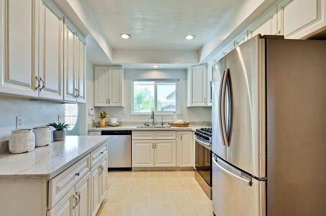 Furnished Finder property 961559_2 photo 11