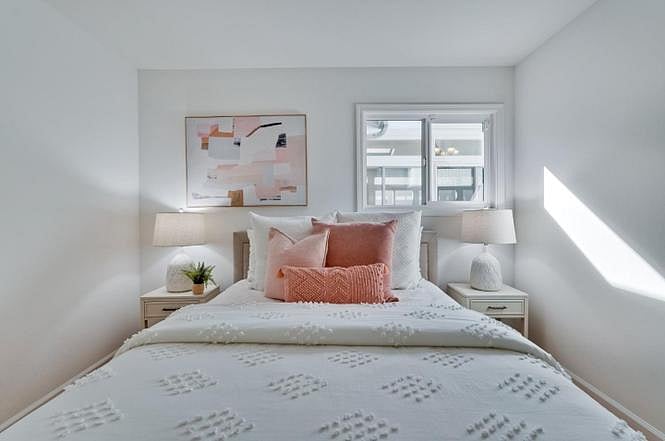 This is image is to present the visual space of the room. The current room is furnished differently.