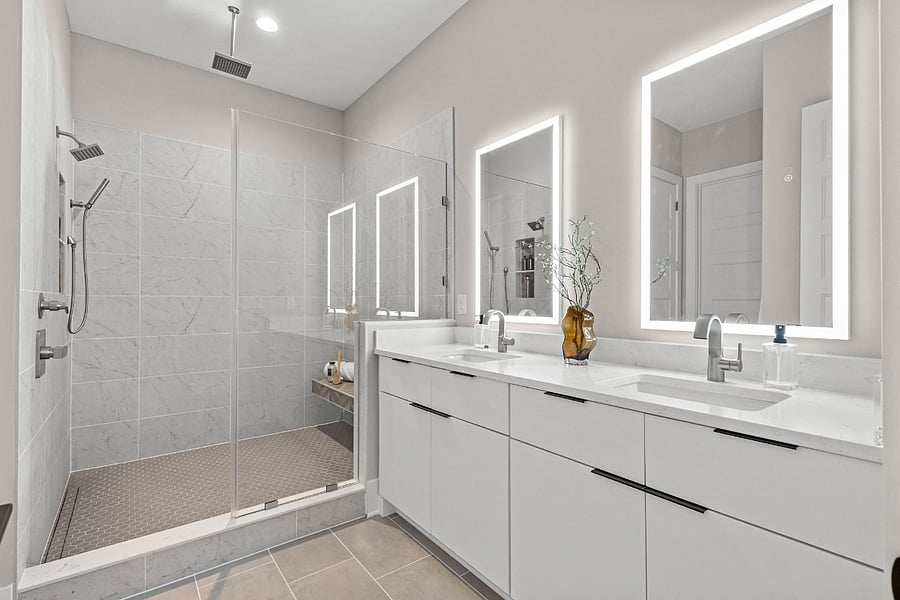 Main Bathroom