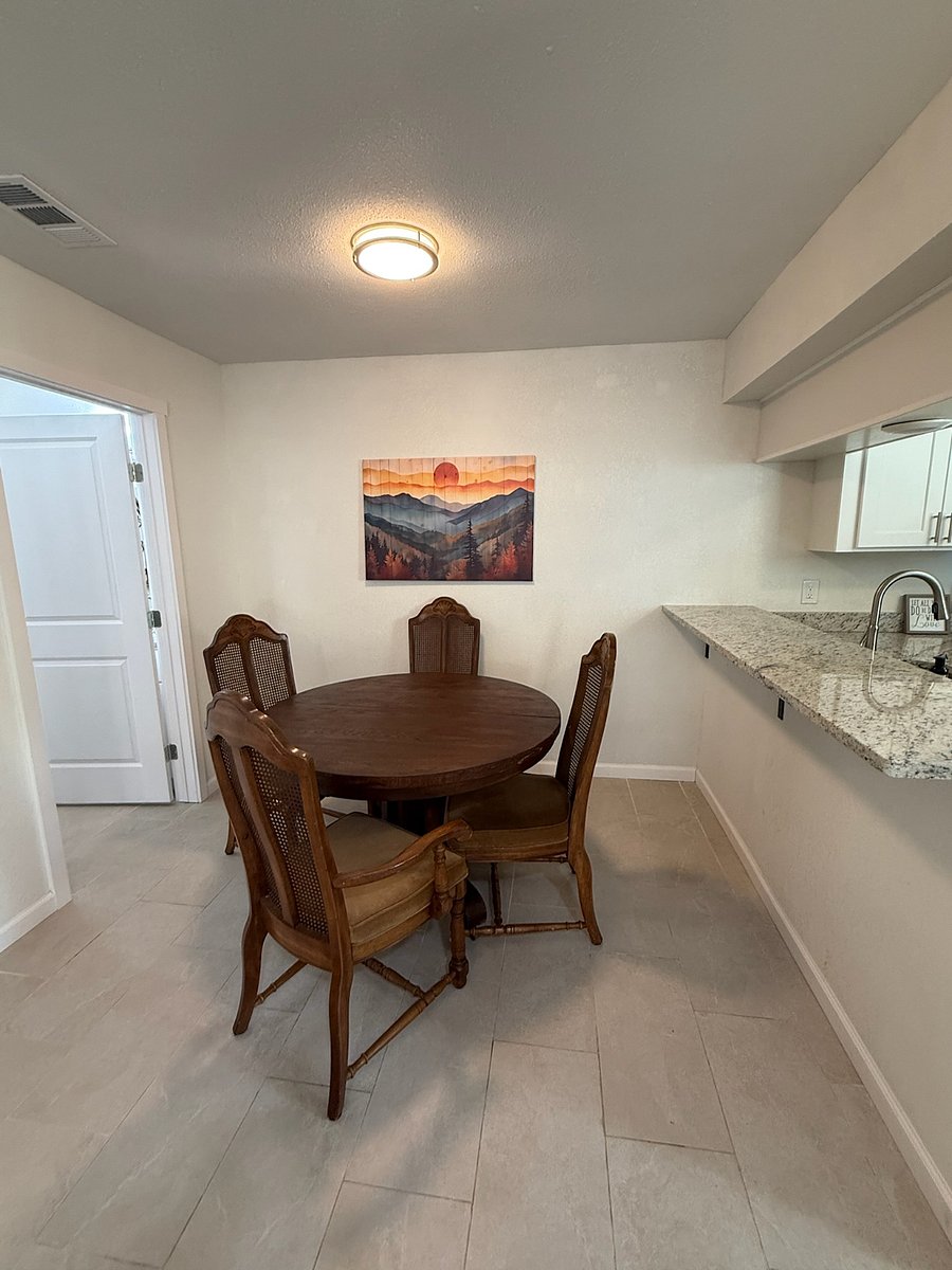 4 person dining table and chairs