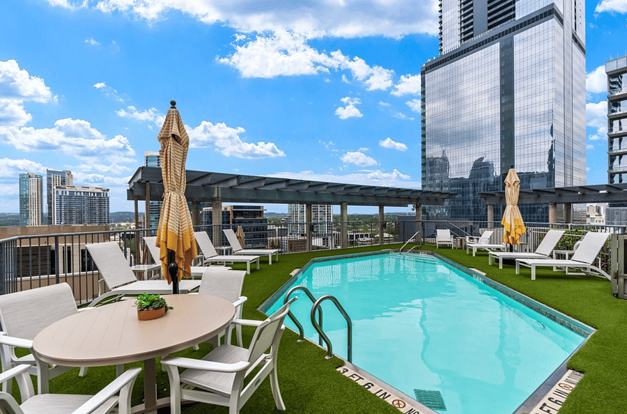 building amenity rooftop pool