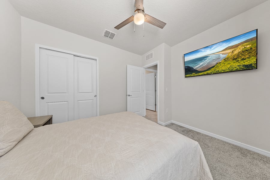 1st Floor - Guest Room #1