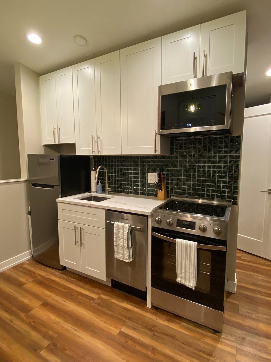 Full kitchen. All electric, compact-size appliances