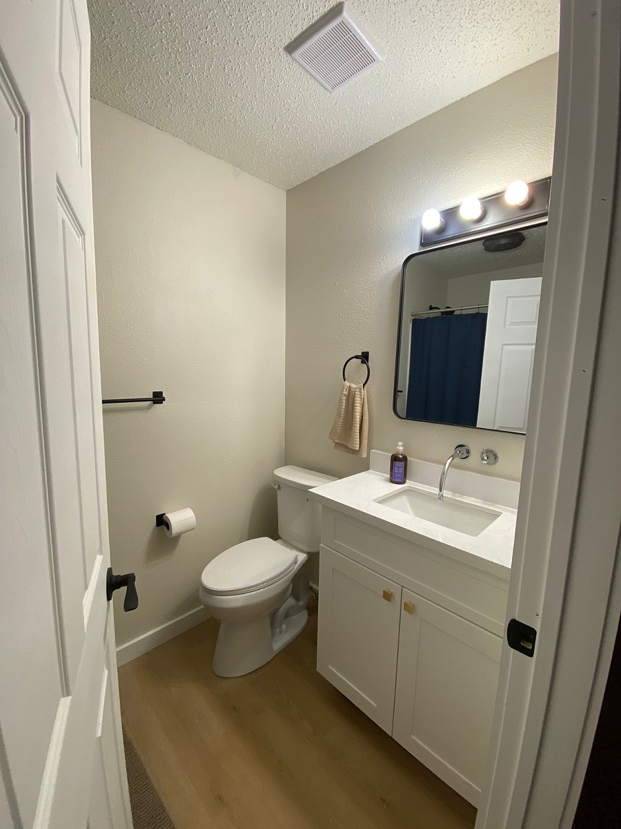 Hall Bathroom