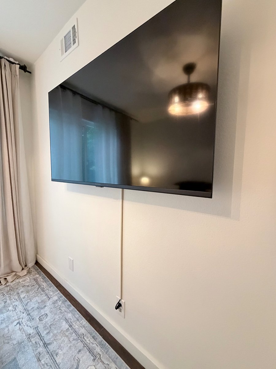 Each bedroom is equipped with a 55-inch smart TV, and the living room features a 65-inch smart TV for an enhanced entertainment experience.