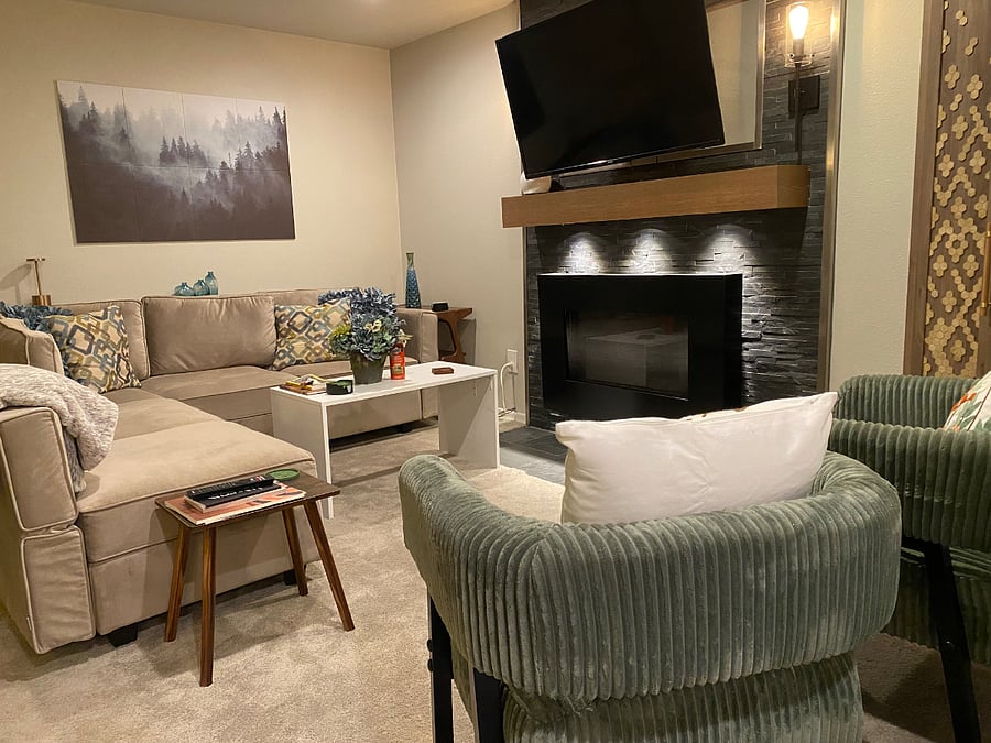 Living room with gas fireplace