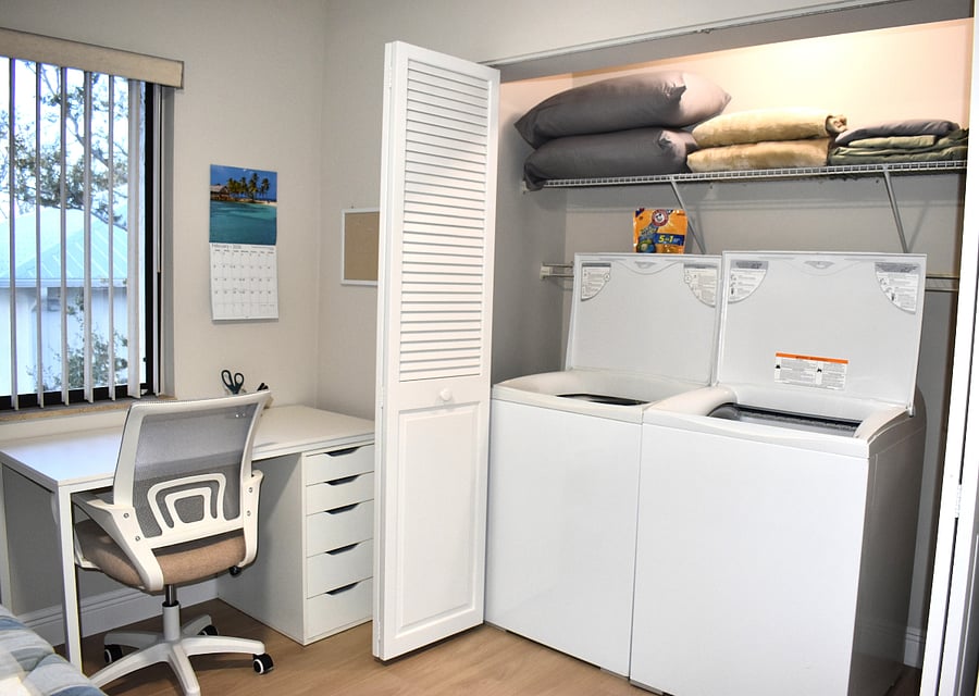 Extra room has Laundry area built in as well