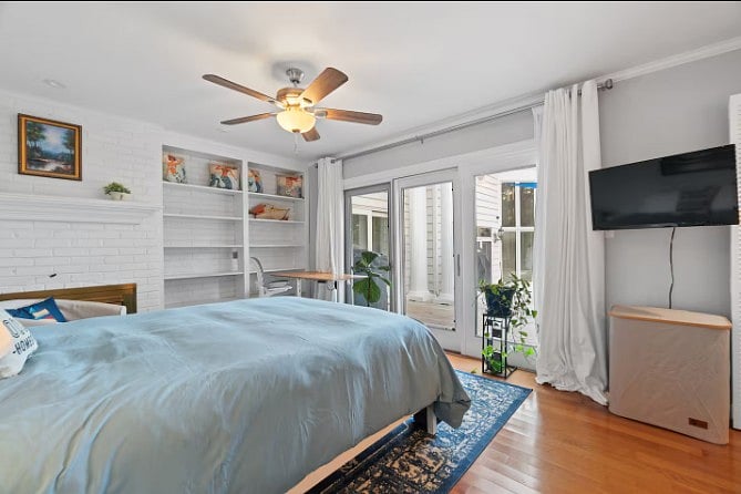 Elegant queen-size bedroom designed for comfort, with plush bedding, neutral tones, and a peaceful ambiance.