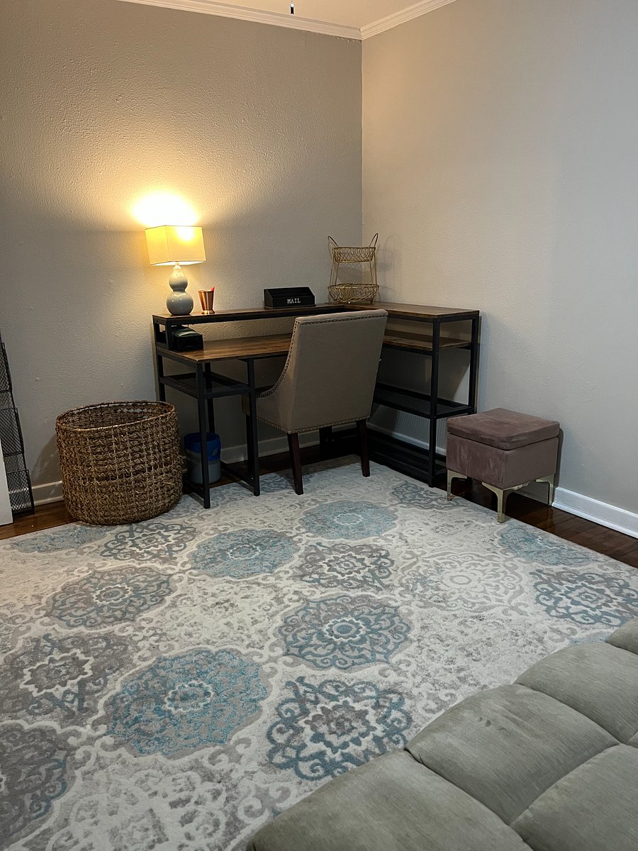 Spare bedroom or office space