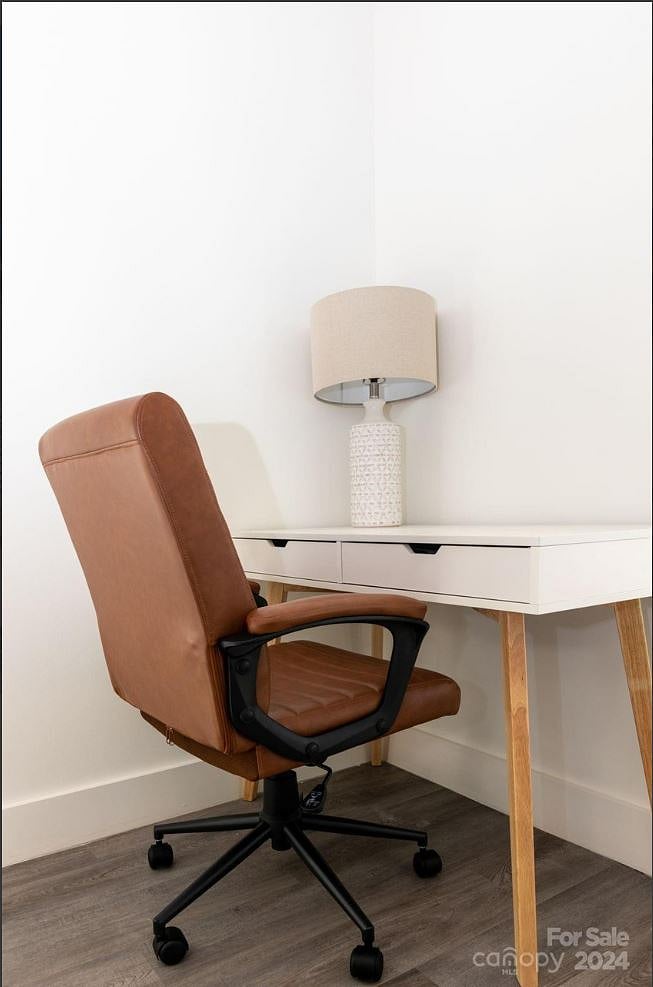 Office Desk