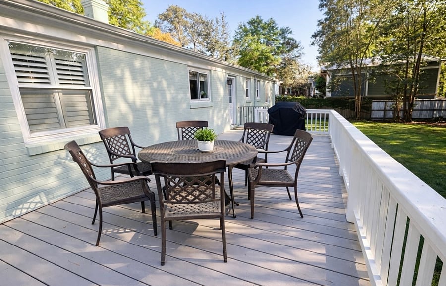 Large deck great for having coffee. Cushions for chairs provided.