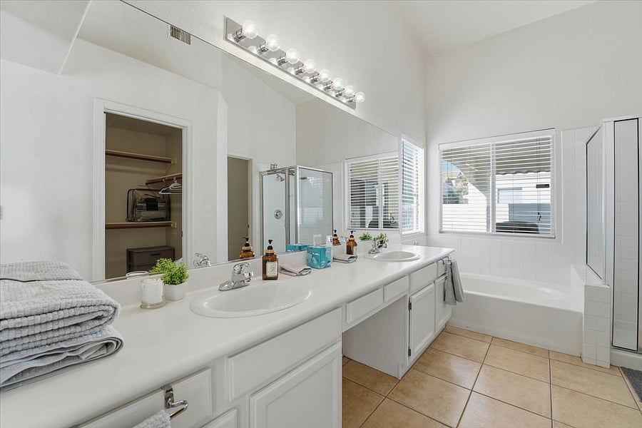 Furnished Finder property 962571_1 photo 13