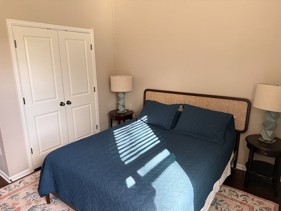 Bedroom 3 - queen bed