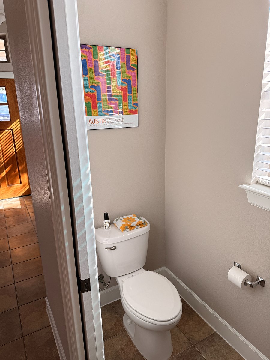 first floor halfbath