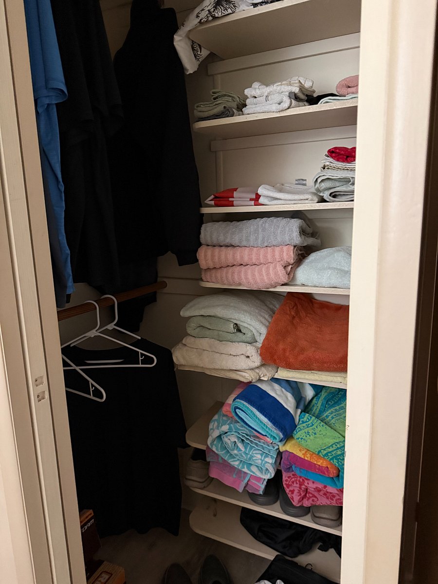 2nd walk-in closet Main suite