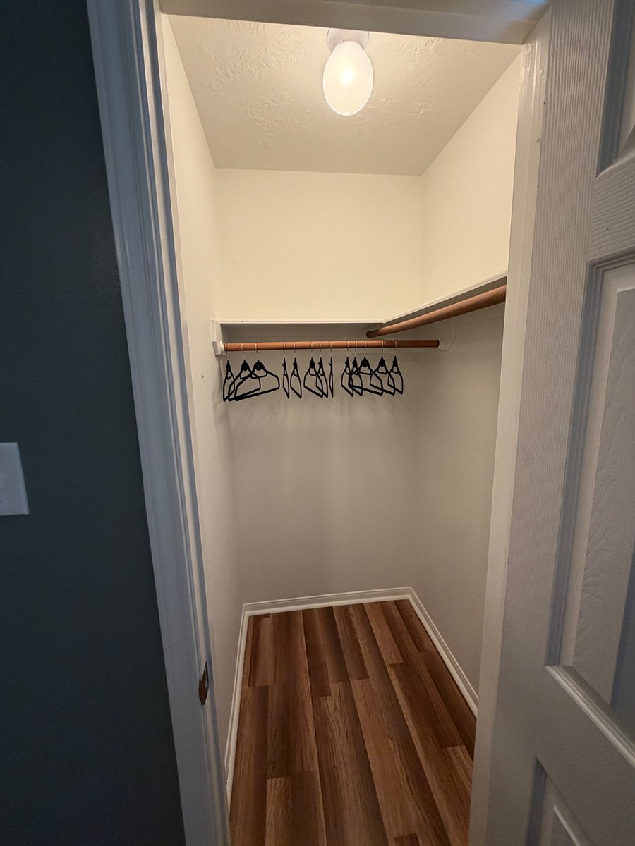 2nd Bedroom Closet.