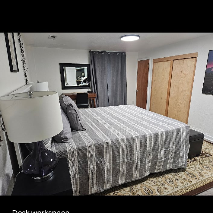 Bedroom 2/Office