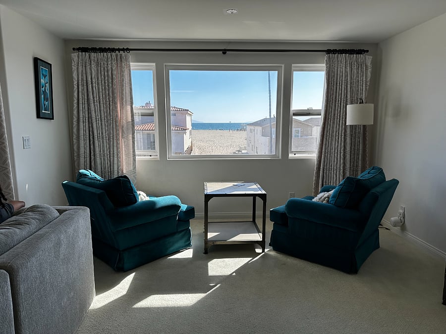 Third floor living room with view of the ocean.