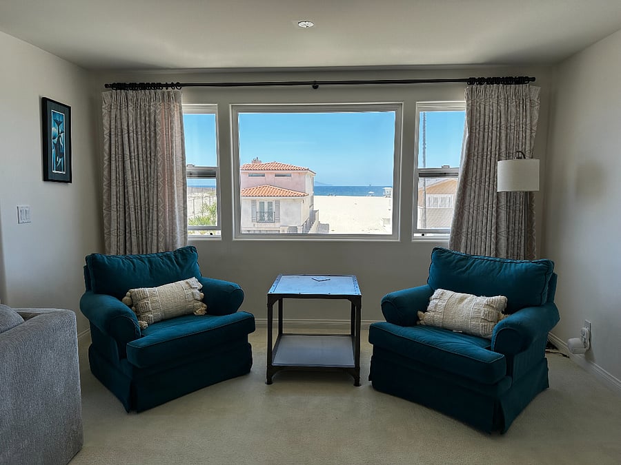 Third floor living area overlooking the beach and ocean