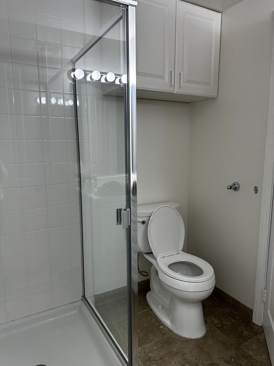 First floor apartment bathroom