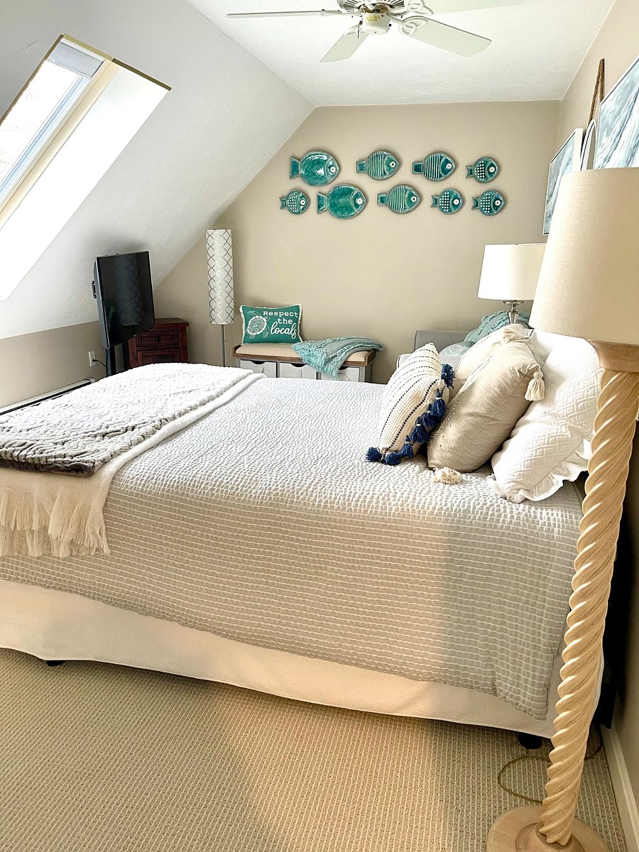 Queen size comfortable bed. Mattress is three years old.