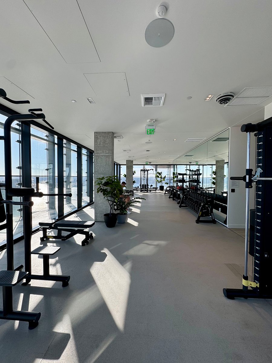 Whole 47th floor is dedicated to gym