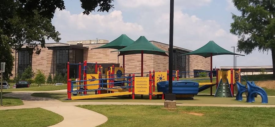 Walking distance to Memorial Park