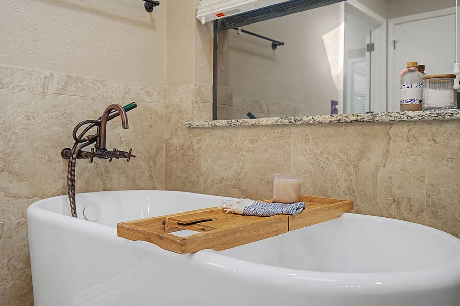 Master Bathroom soaker tub
