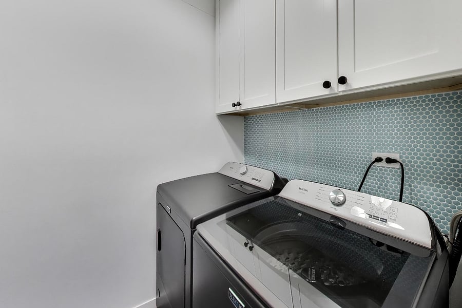 Laundry room off the mudroom