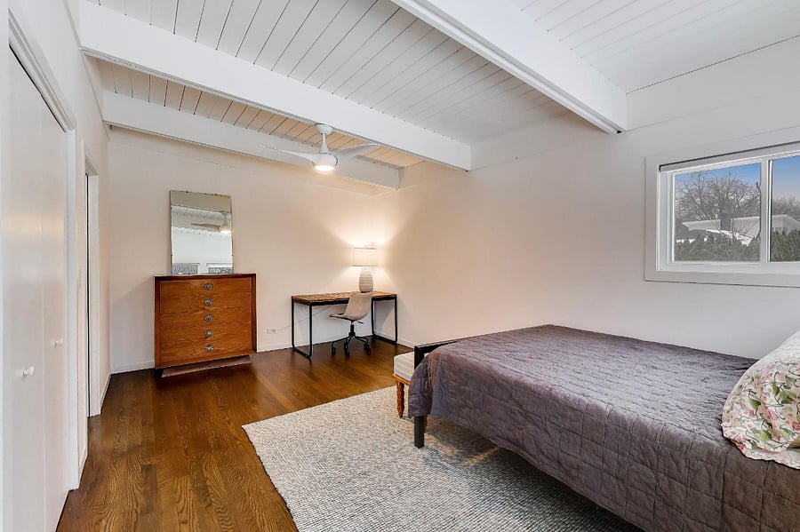 West side queen suite