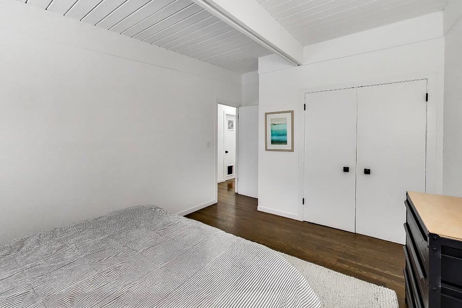West side queen bedroom 1