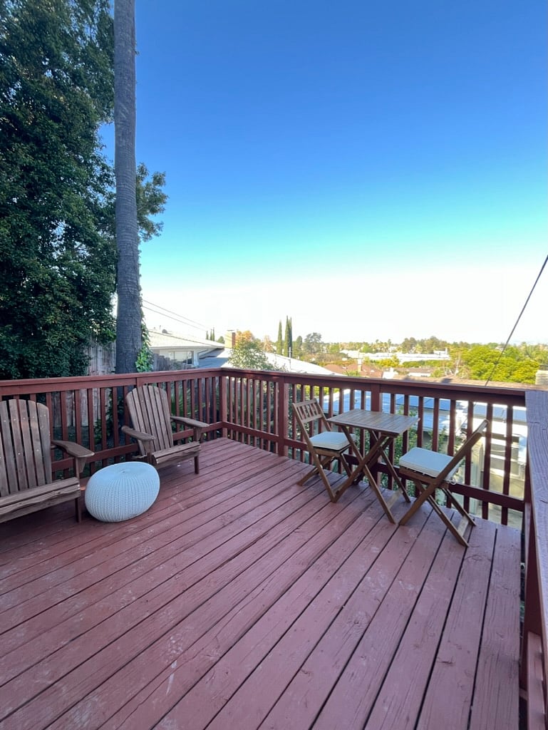 private deck