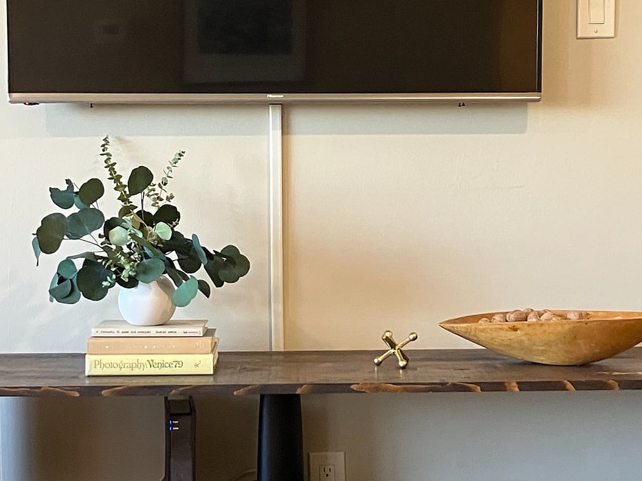 Wall mounted 55" Smart TV