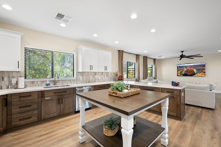 Experience the ultimate social layout where cooking, dining, and relaxing blend into one. This sun-drenched, open-plan design ensures that whether you are prepping dinner or winding down on the sofa, everyone stays part of the conversation.